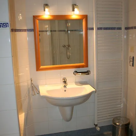 Hotel Le Logis Du Pre Braheux 2*