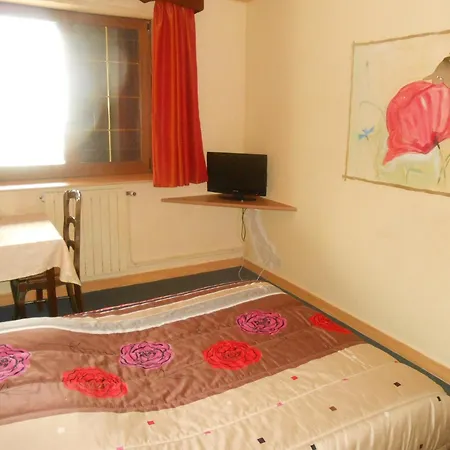 Le Logis Du Pre Braheux Hotel 2*