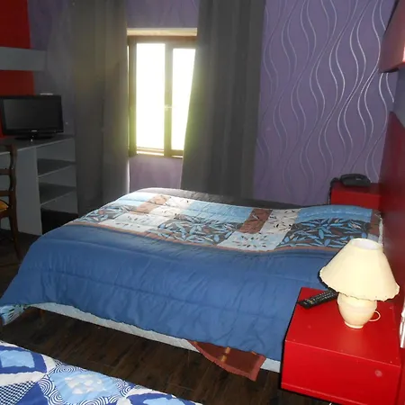 Le Logis Du Pre Braheux Hotel 2*