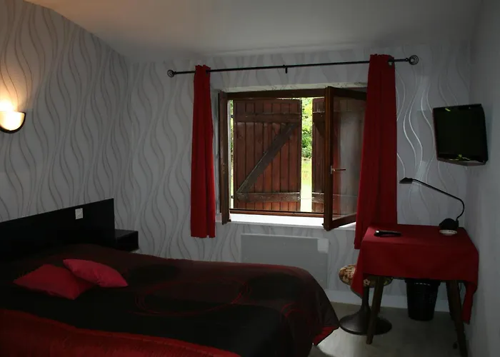 Hotel Le Logis Du Pre Braheux 2*