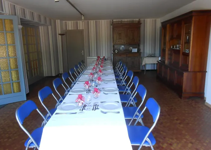 Hotel Le Logis Du Pre Braheux Saint-Nabord