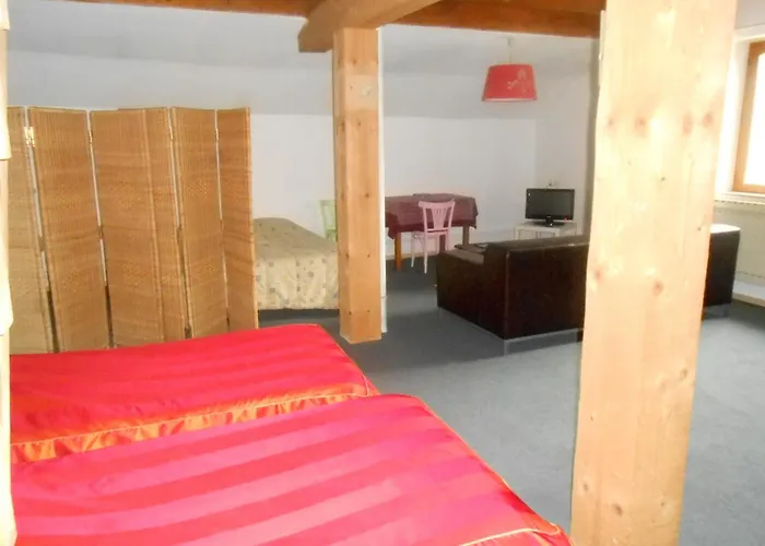 Hotel Le Logis Du Pre Braheux Saint-Nabord