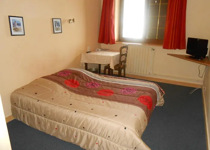 Hotel Le Logis Du Pre Braheux 2*